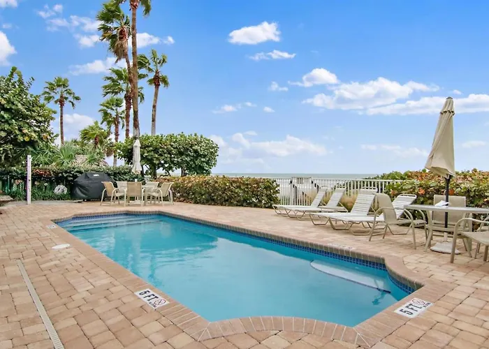 Family-friendly 3br Beachfront Retreat Indian Rocks Sea Side 202