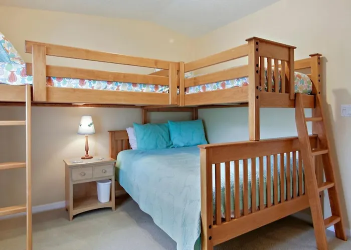 Family-friendly 3br Beachfront Retreat Indian Rocks Sea Side 202 Ferienhaus