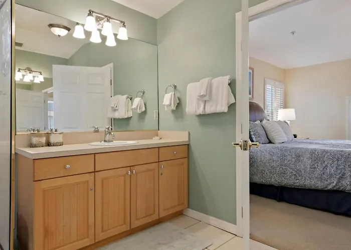 Family-friendly 3br Beachfront Retreat Indian Rocks Sea Side 202 Clearwater Beach