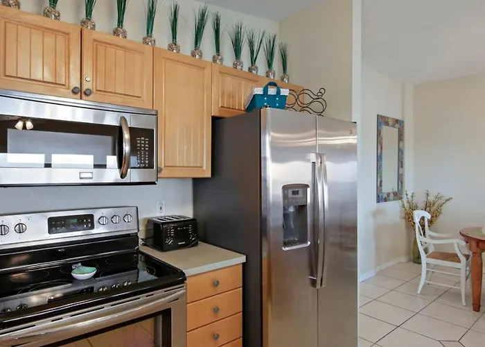 Family-friendly 3br Beachfront Retreat Indian Rocks Sea Side 202 *