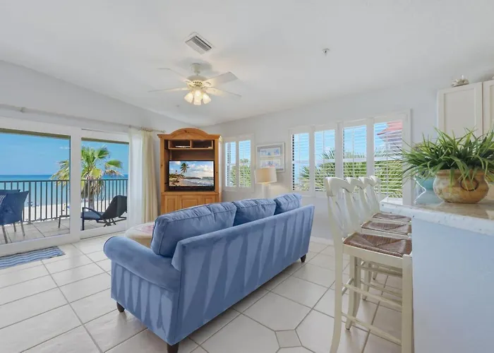 Family-friendly 3br Beachfront Retreat Indian Rocks Sea Side 202 *