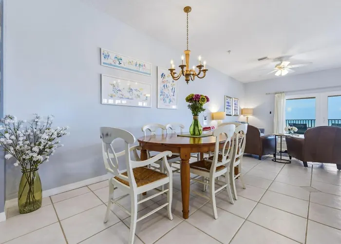 Family-friendly 3br Beachfront Retreat Indian Rocks Sea Side 202 *