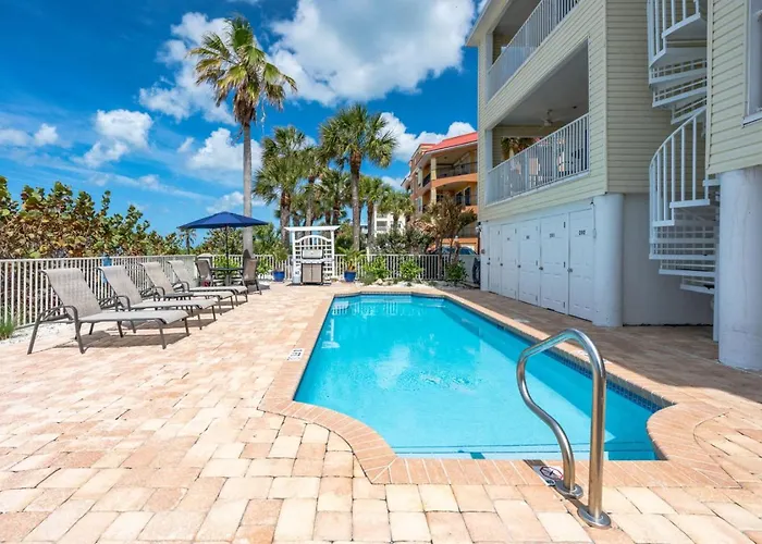 Ferienhaus Family-friendly 3br Beachfront Retreat Indian Rocks Sea Side 202